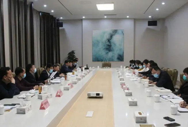 罗庄区区长张强在盛阳召开现场办公会