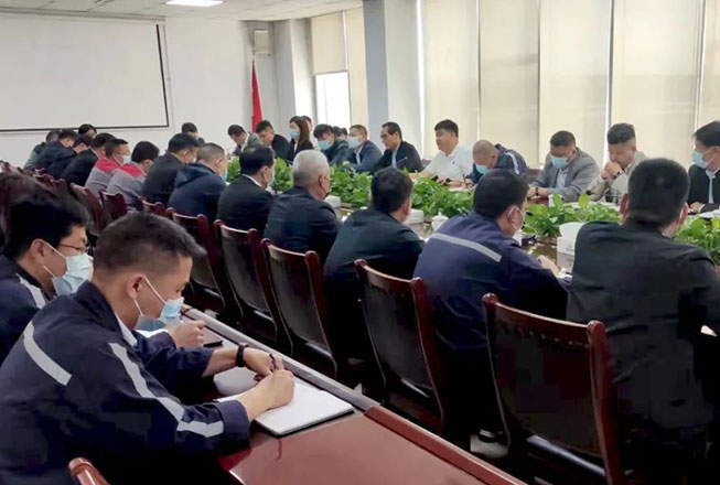盛阳控股集团组织召开肃风教育暨管理提升专题会